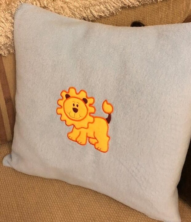 kids-lion-cushion-cover